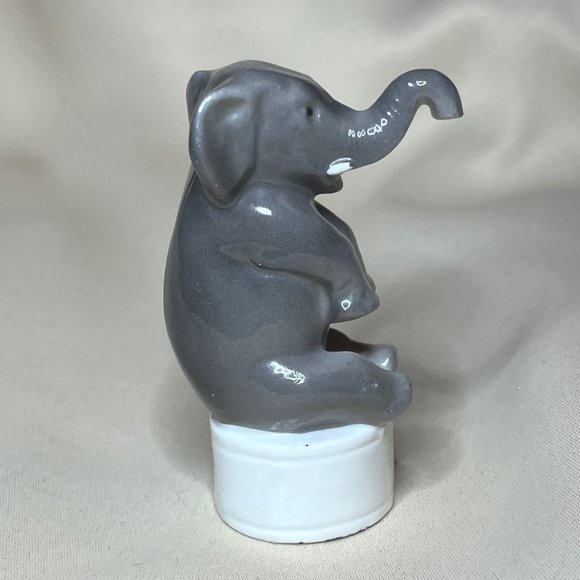Vintage Erphila Ceramic Elephant Figurine Germany - Picture 3 of 7